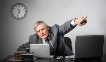 Возмещение морального вреда работнику