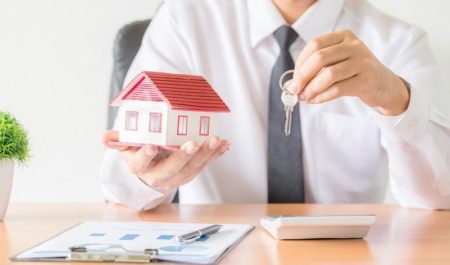 Можно ли продать неприватизированную квартиру?