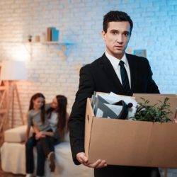 Как выписать сожителя из квартиры без его согласия