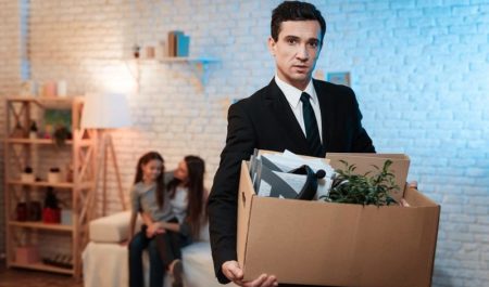 Как выписать сожителя из квартиры без его согласия