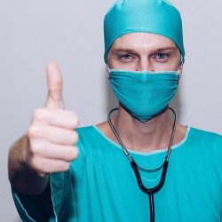 Законно ли требование о вакцинации сотрудников